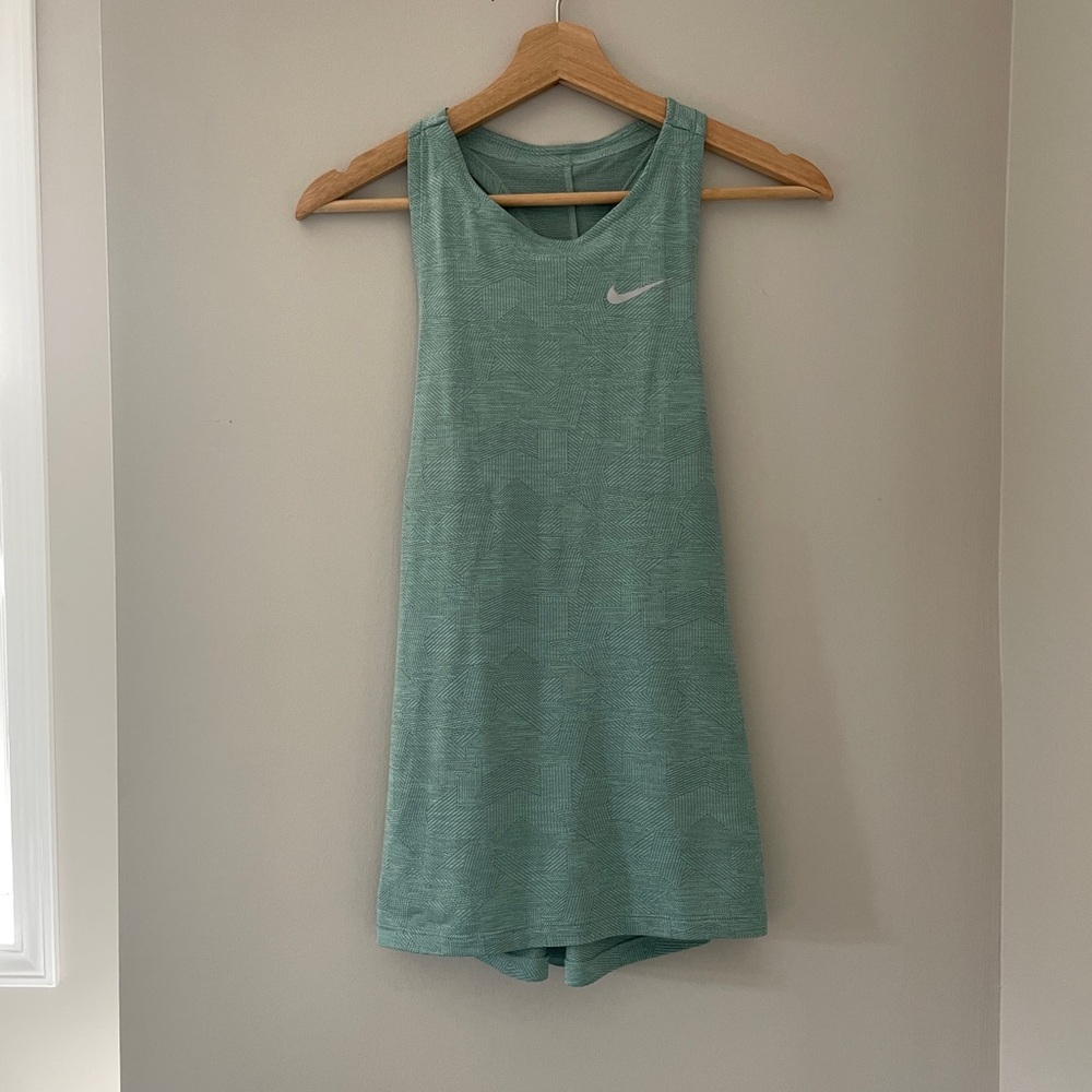 NIKE tank top